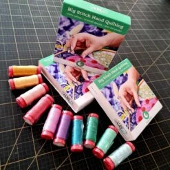 Big Stitch Hand Quilting By Sarah Fielke - 12wt. 10 Spulen Aurifil Garnsortiment